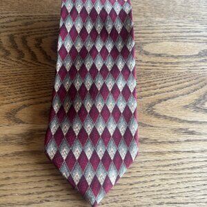 J.Z. Richards Nordstrom Green Red Gold All Silk Necktie  Tie Diamond Pattern USA